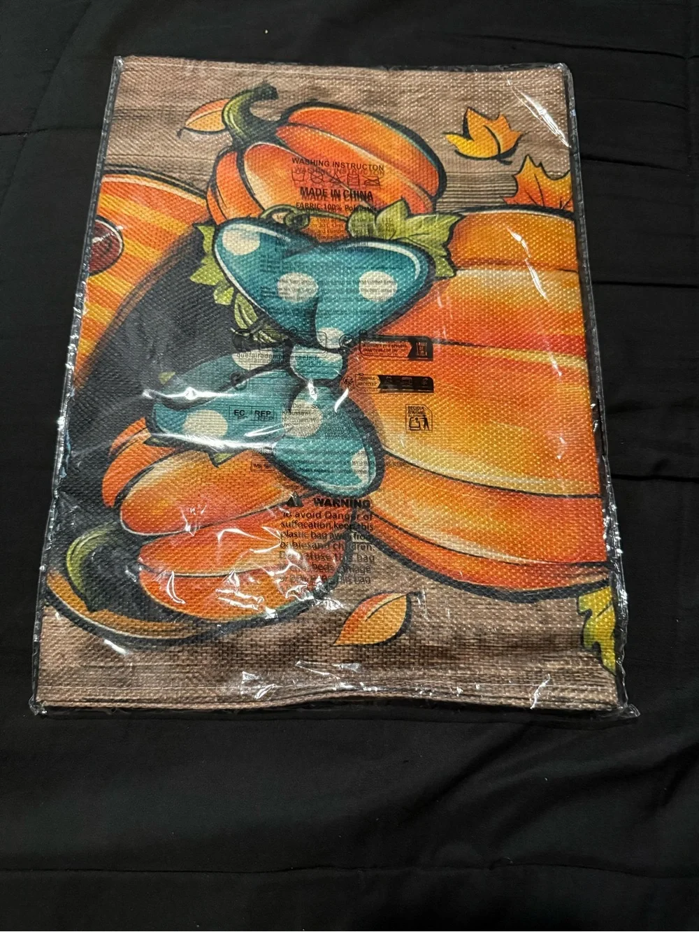 N/A table runner